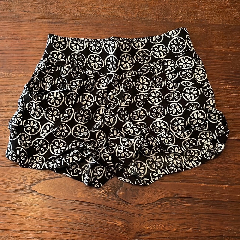 Gap kids black Batik print shorts